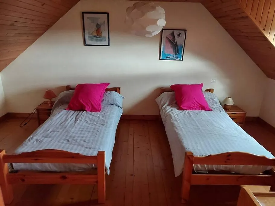 Semesterbostad Ty Braz Villa Saint-Segal Frankrike